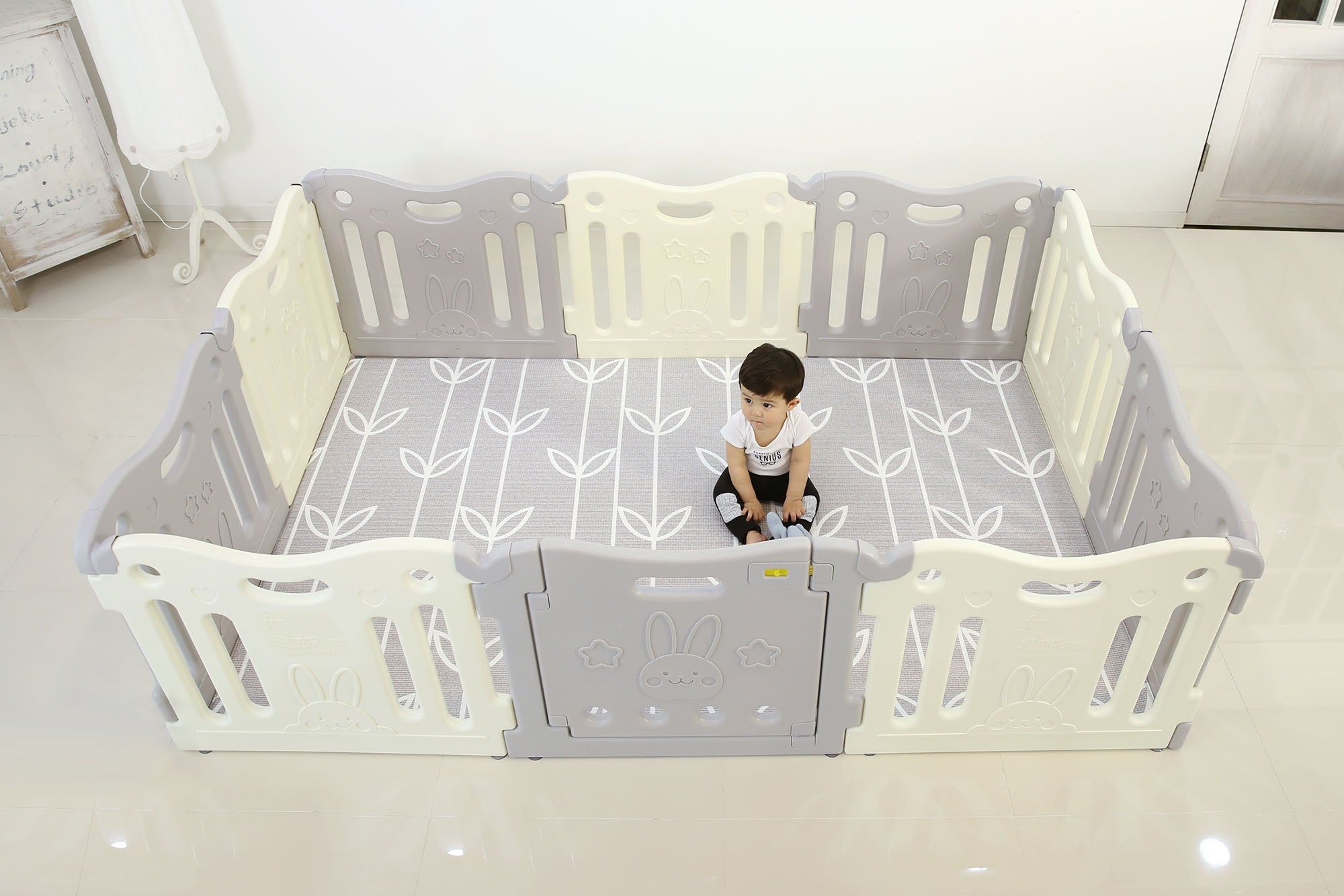 Dwinguler Pro Playmat - Sea Petals Grey (L13)