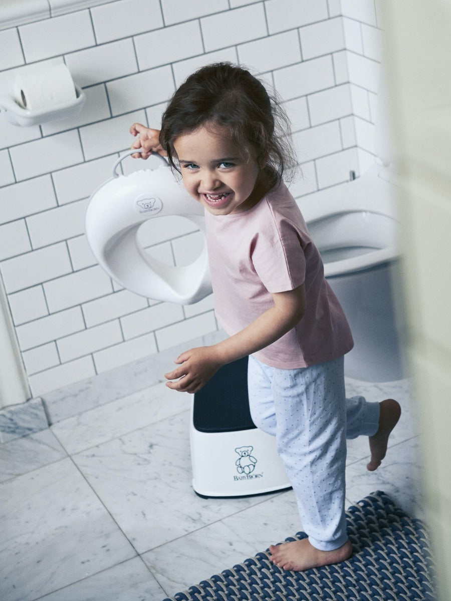 Baby Bjorn Toilet Training Seat (2 Colors) - Pupsik Singapore