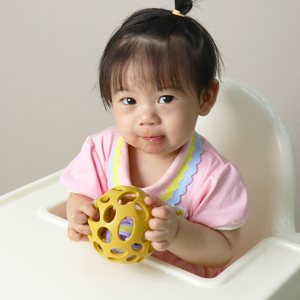 Biomom Sensory Teether Silicone Ball (5 Colors)