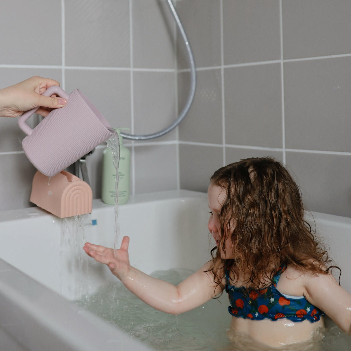 Mushie Baby Bathe Rinse Cup (3 Colors)