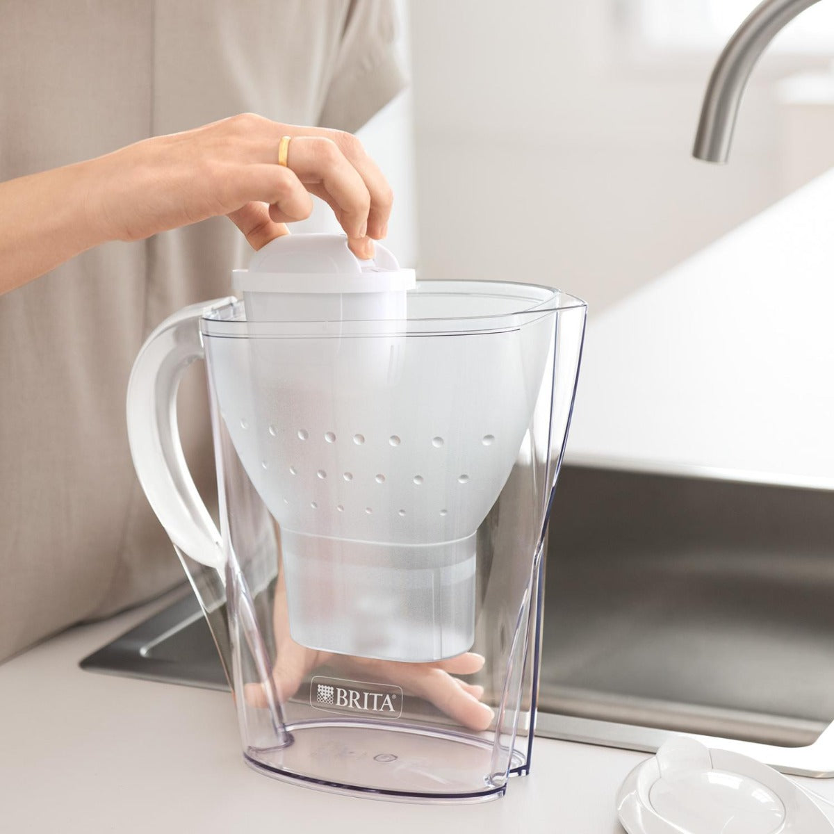 Brita Marella Cool Water Filter Jug (3 x Maxtra PRO Filter) - 2.4L White