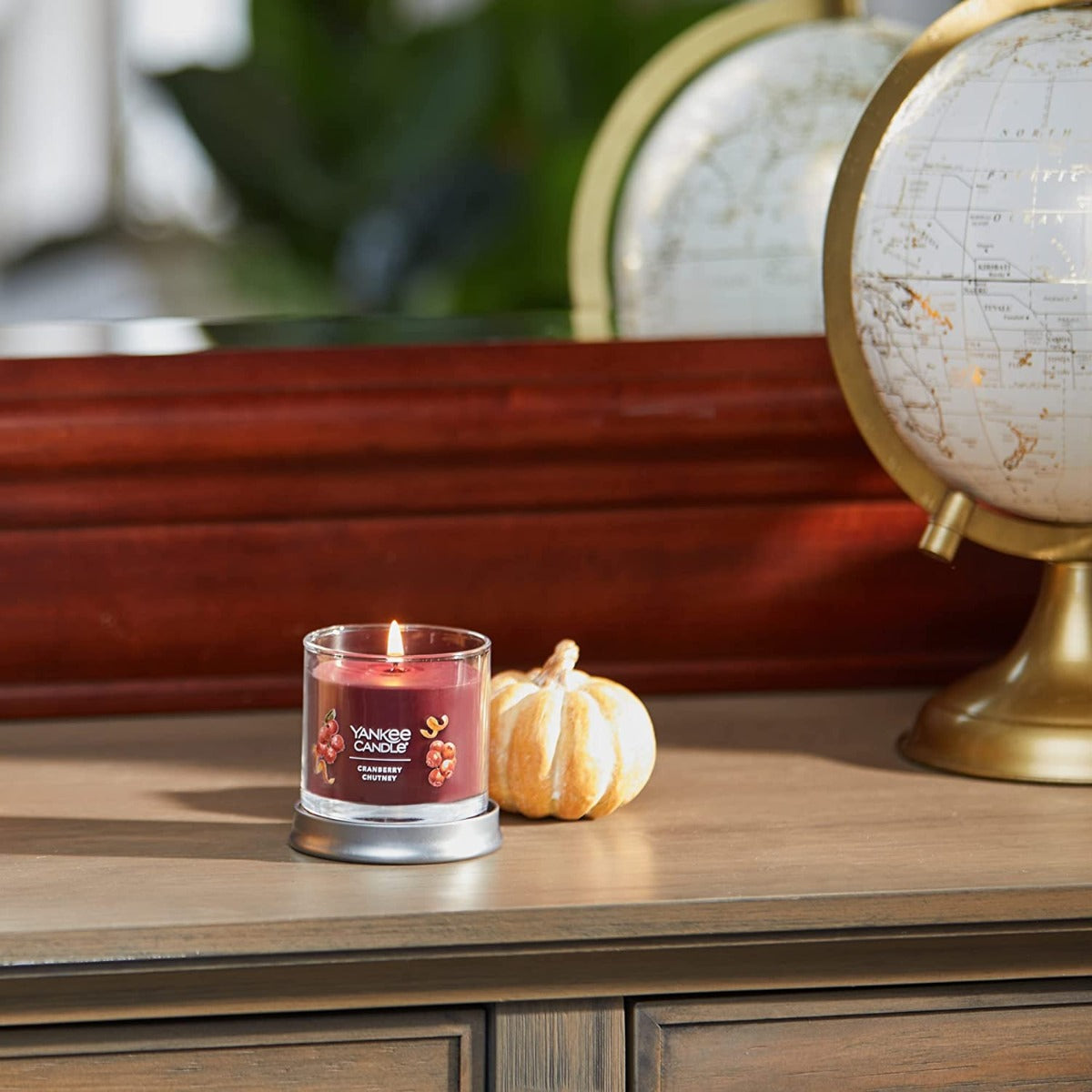 Yankee Candle Signature Small Tumbler Candle, 1- Wick (4.3oz) - Cranberry Chutney