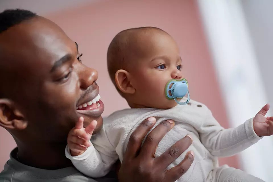 Philips Avent Ultra Air Pacifier, 2pk - 0-6M (8 Designs) - Pupsik Singapore