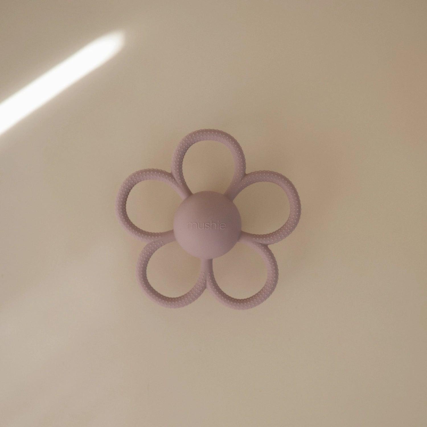 Mushie Daisy Rattle Teether (2 Colors) - Pupsik Singapore