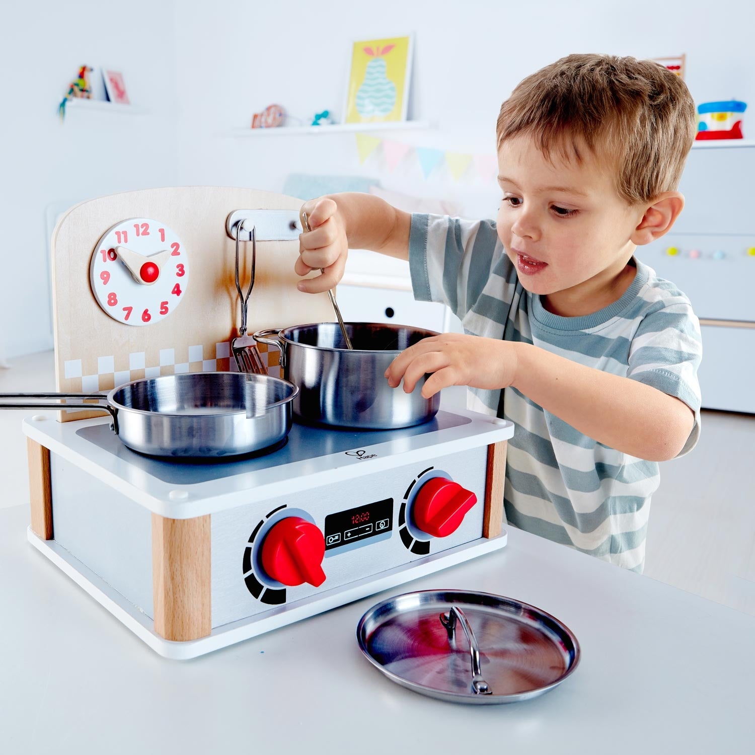 Hape 2-in-1 Kitchen & Grill Set