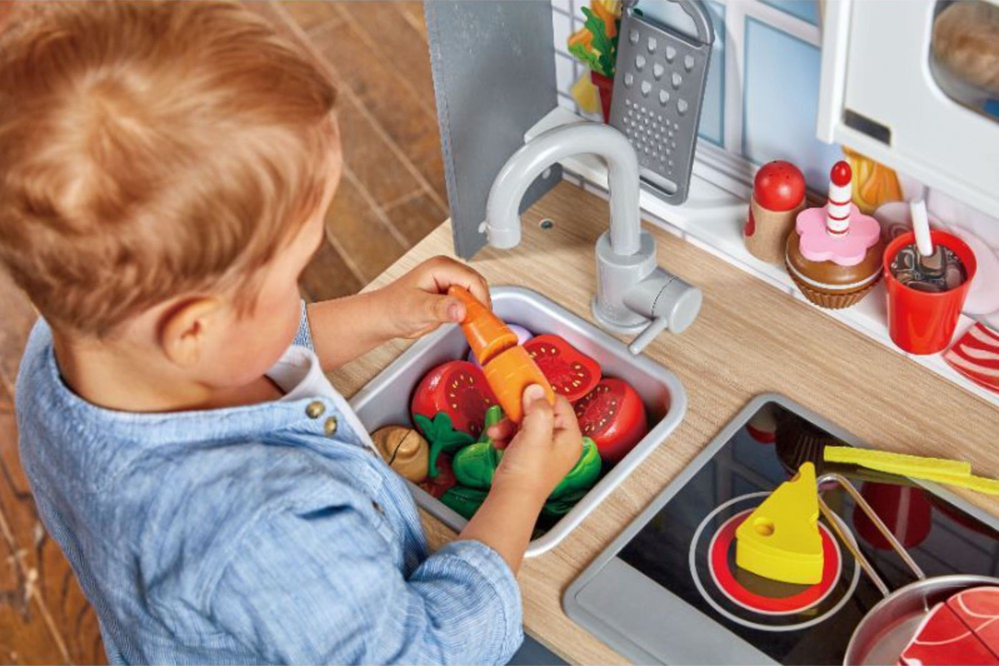 Hape Kitchen with Light and Sound - Grey