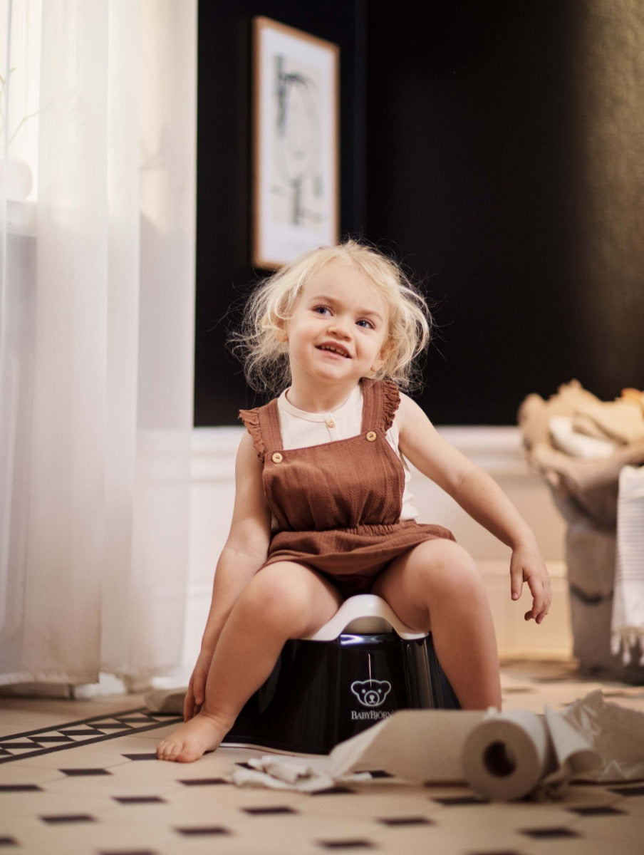 Baby Bjorn Potty Chair (3 Colors) - Pupsik Singapore
