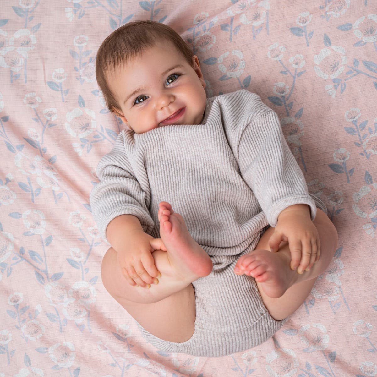 Aden Anais Silky Soft Bamboo Swaddle (44 x 44 in), 2pk (6 Designs) - Pupsik Singapore