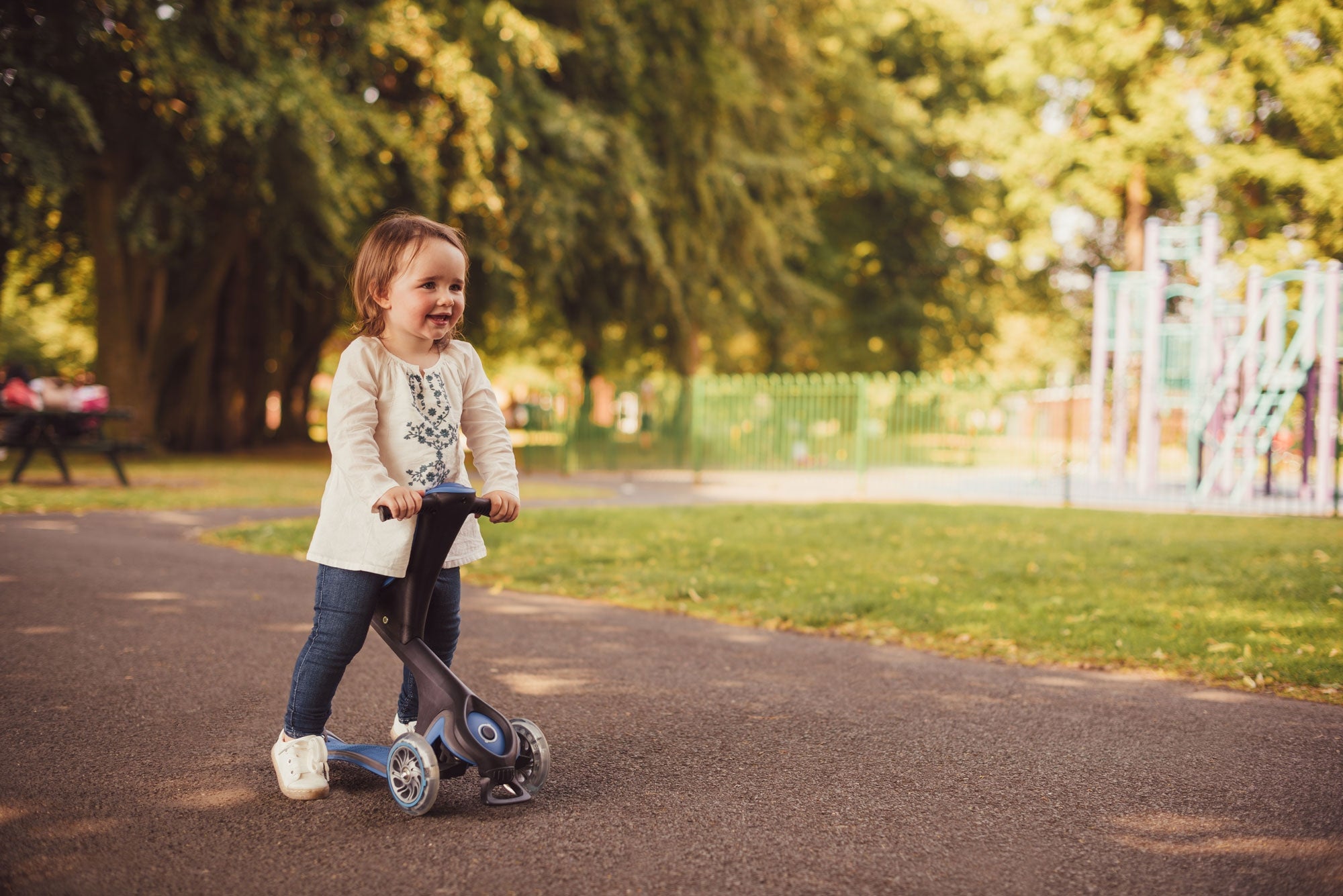 Globber GO•UP (Evo) Comfort Play Convertible Scooter  (5 Colours) - Pupsik Singapore