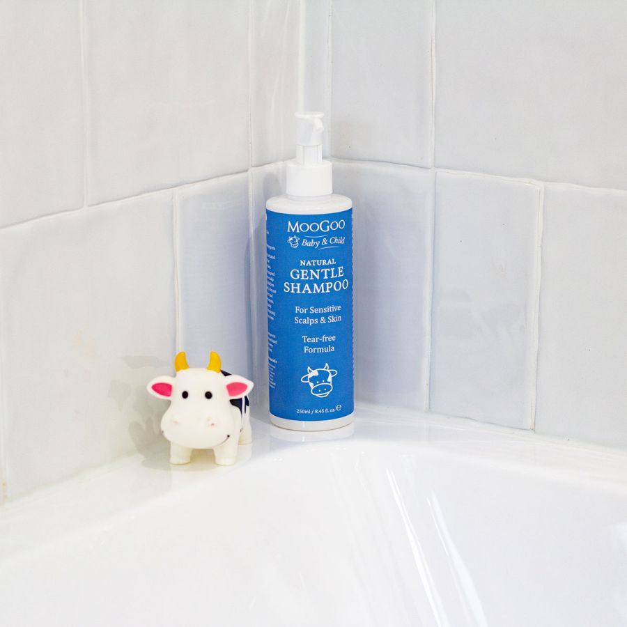 MooGoo Natural Baby Gentle Shampoo, 250ml (Exp 07/26)
