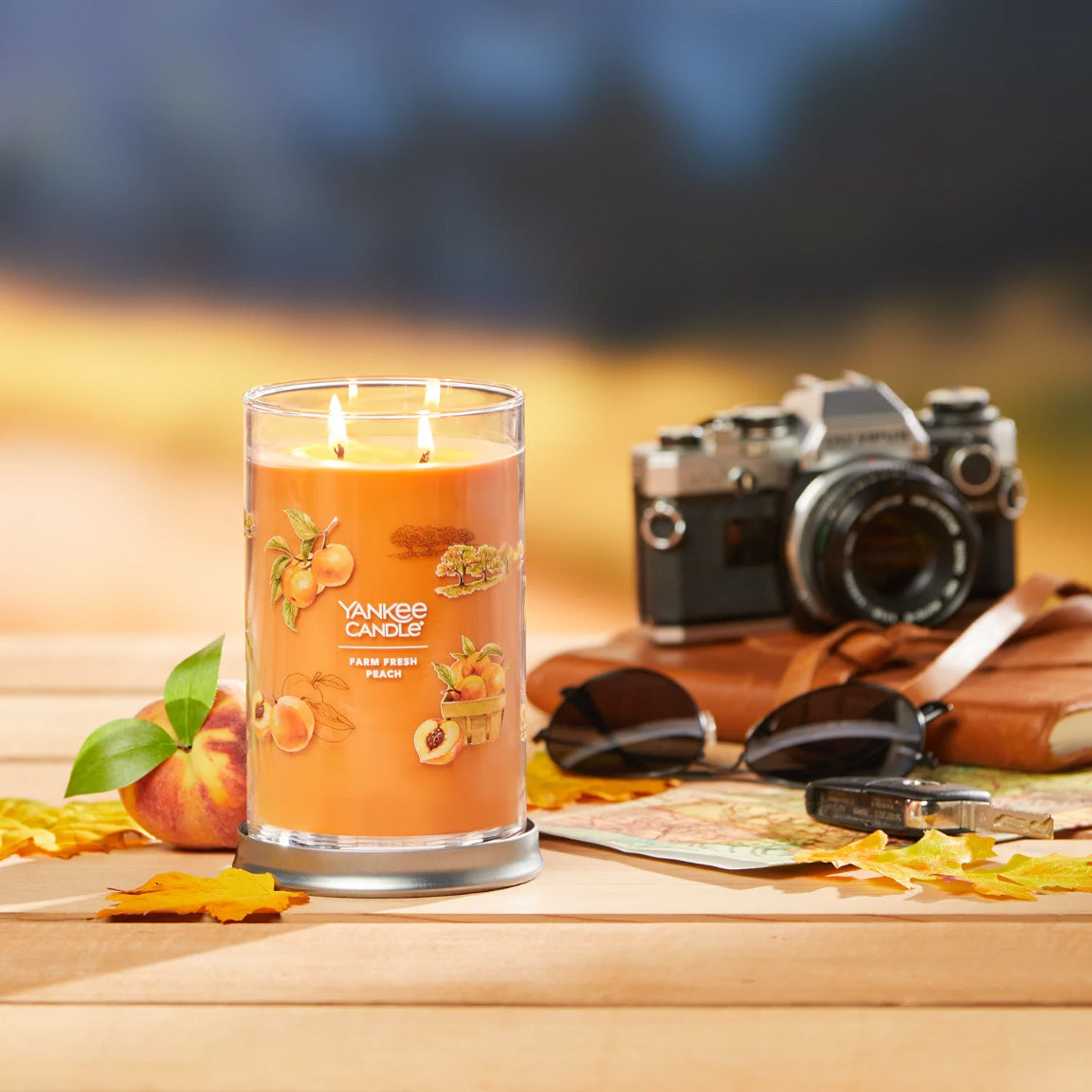 Yankee Candle Signature Large Tumbler Candle, 2-wicks (20oz) - Farm Fresh Peach
