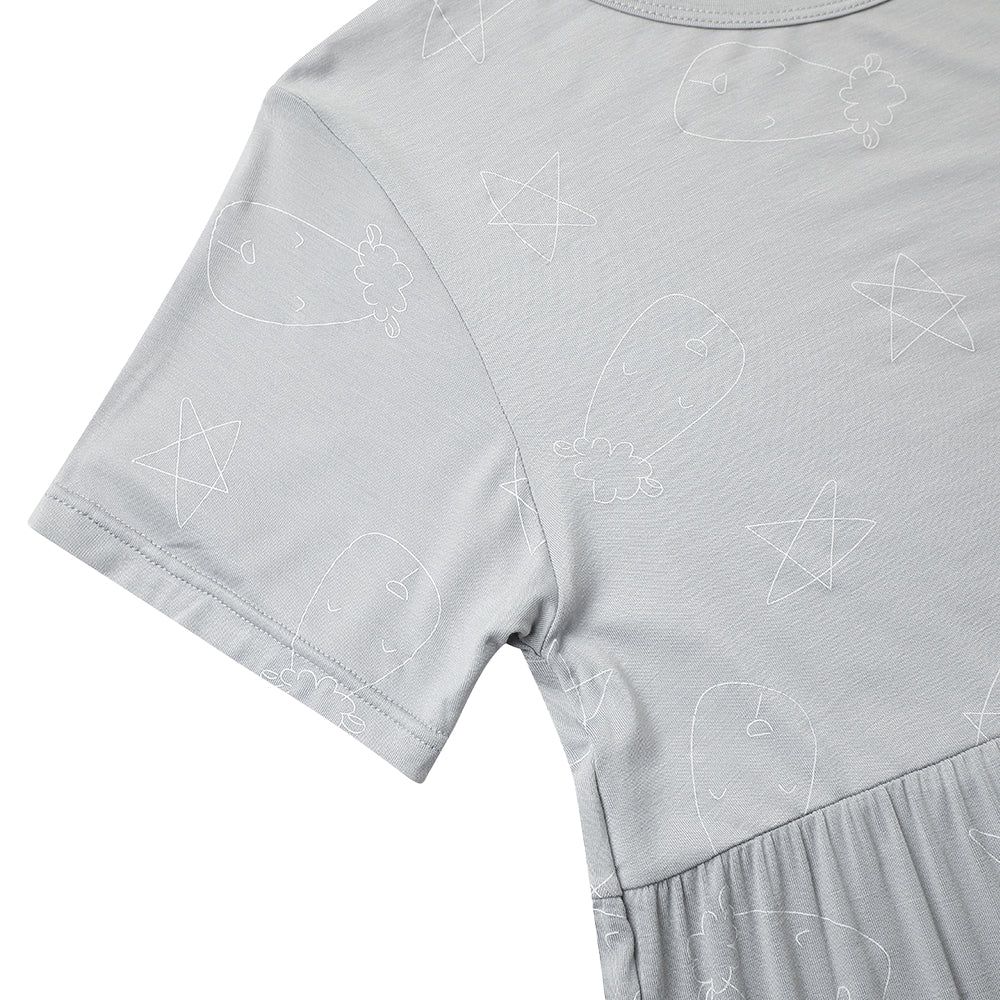 Baa Baa Sheepz Short Sleeve Tiered Dress - Cute Big Star & Head Grey