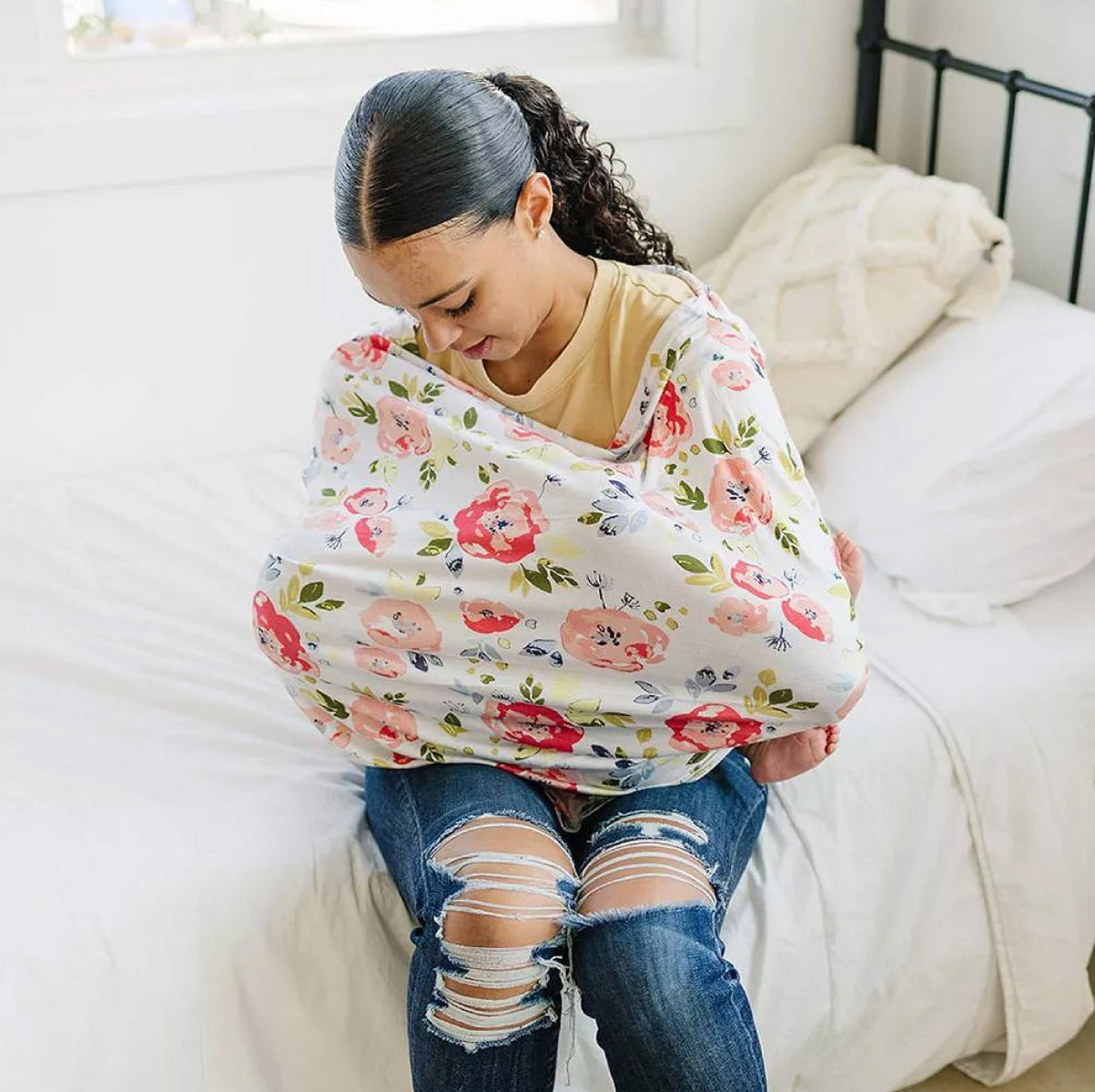 Bebe Au Lait 5 in 1 Nursing Cover w/ Reusable Nursing Pads - Floral Pop