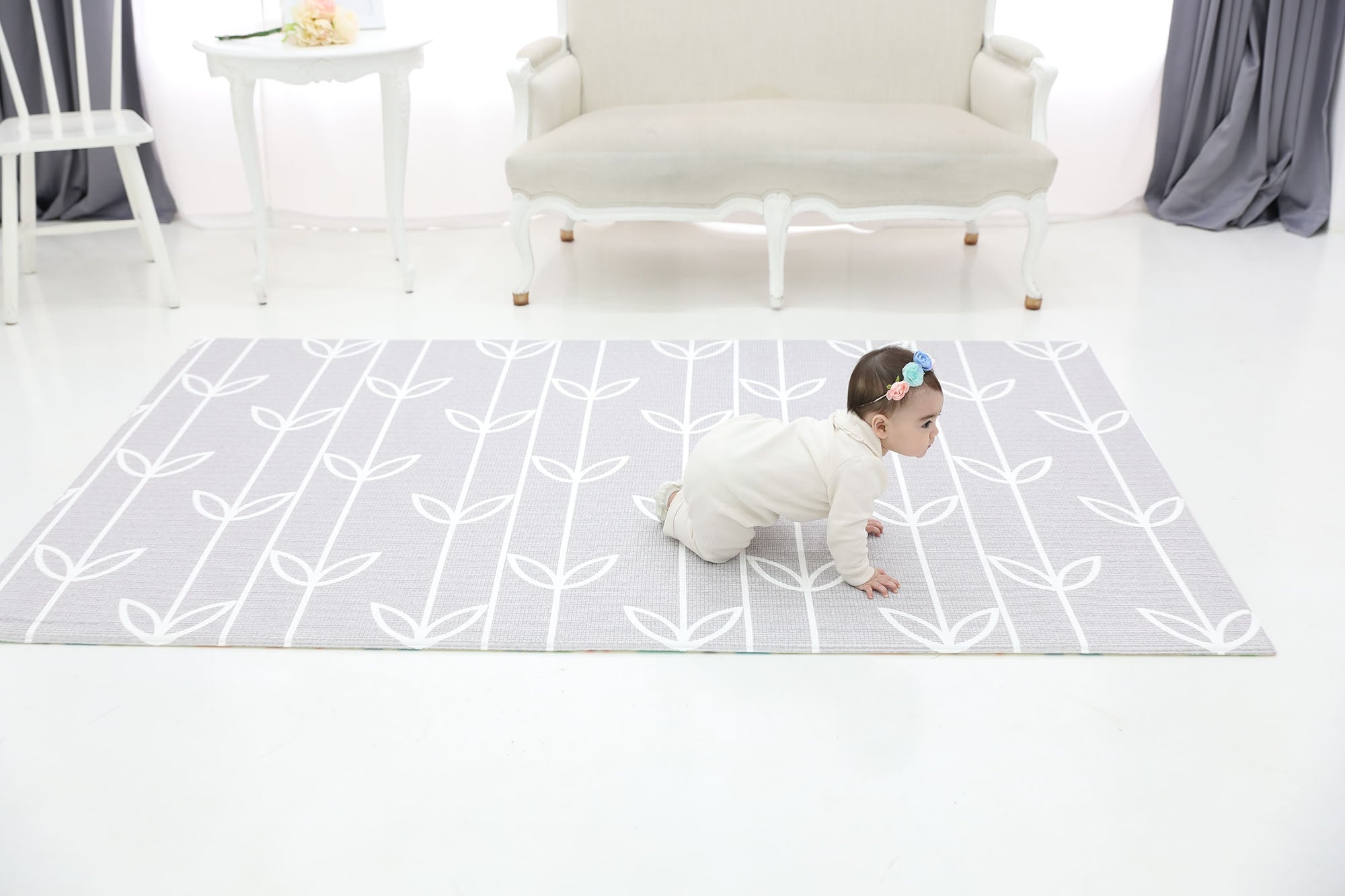 Dwinguler Pro Playmat - Sea Petals Grey (L13)