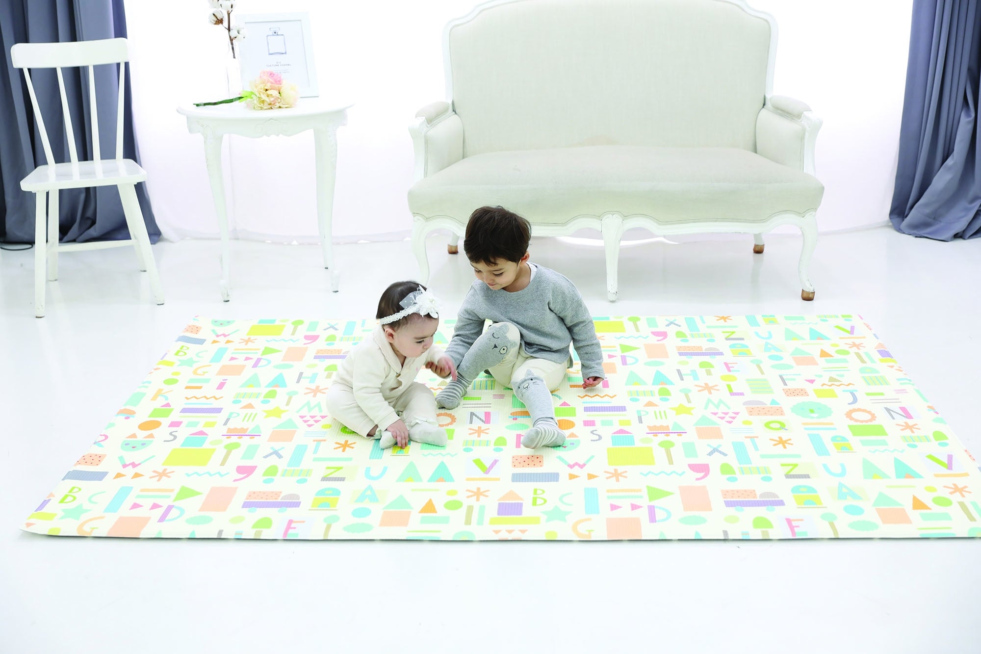 Dwinguler Pro Playmat - Sea Petals Grey (L13)