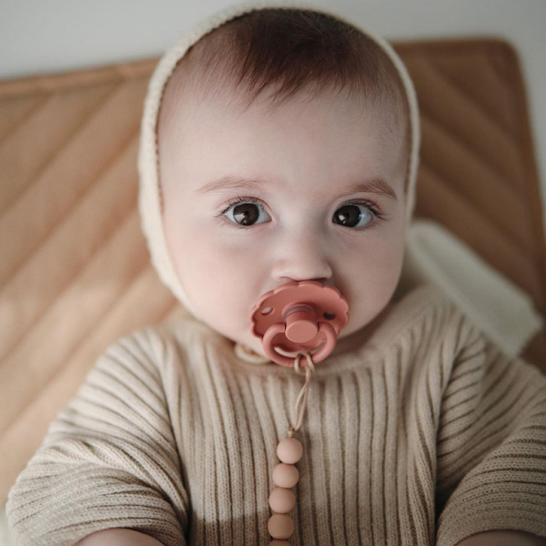 FRIGG Daisy Latex Baby Pacifiers, 1pk – Rose Gold (2 Sizes)