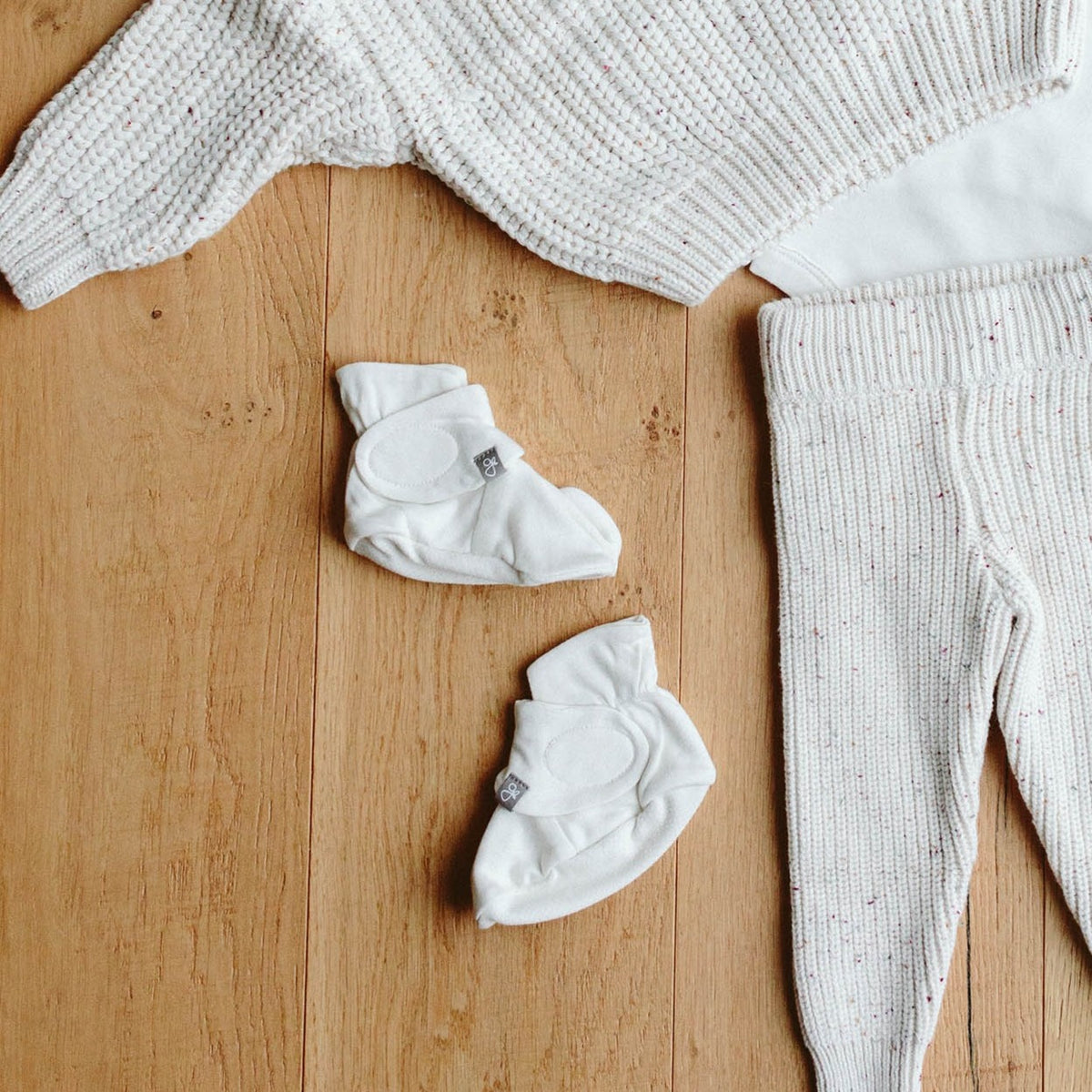 Goumiboots Bamboo & Organic Cotton Booties - Cloud (2 Sizes)