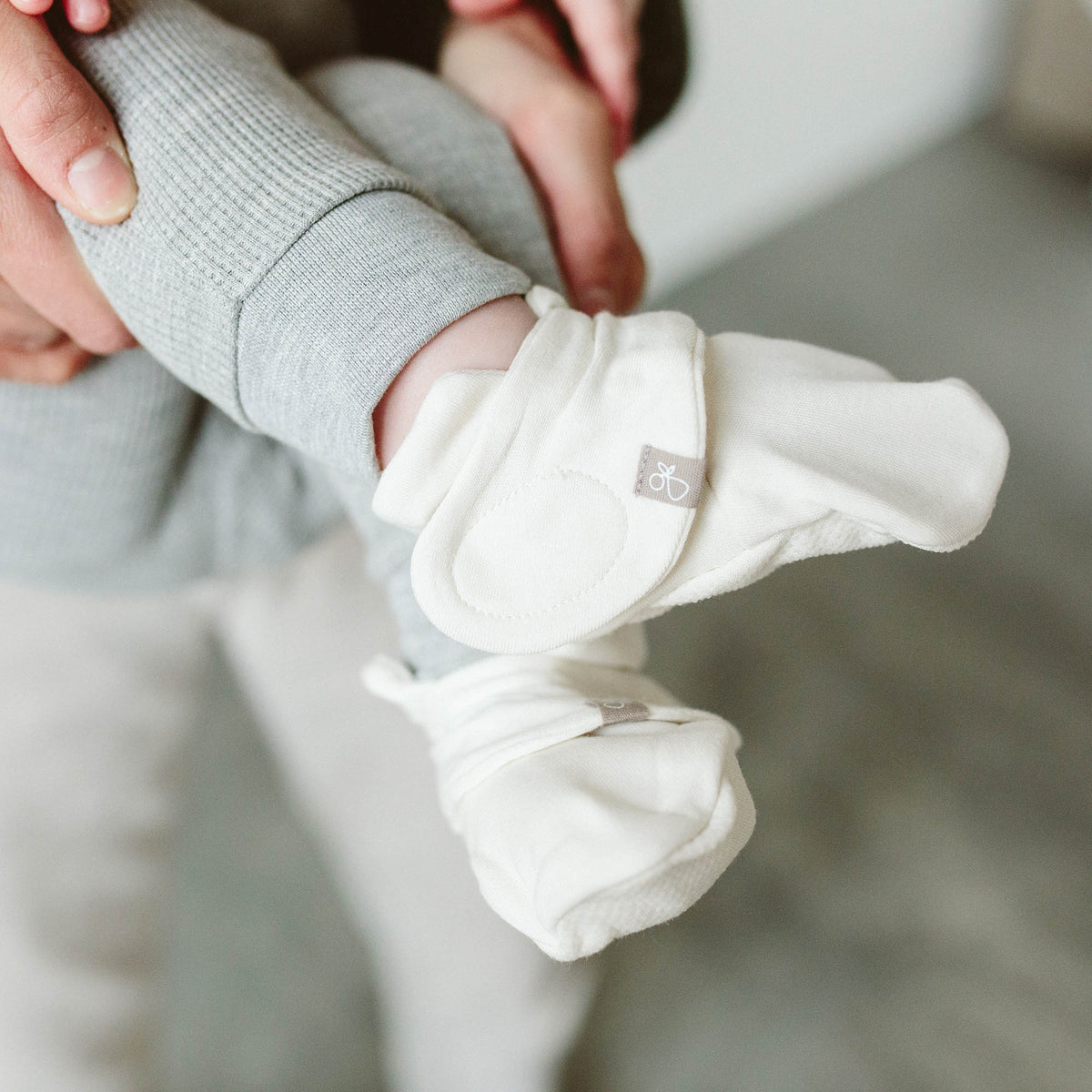 Goumiboots Bamboo & Organic Cotton Booties - Cloud (2 Sizes)