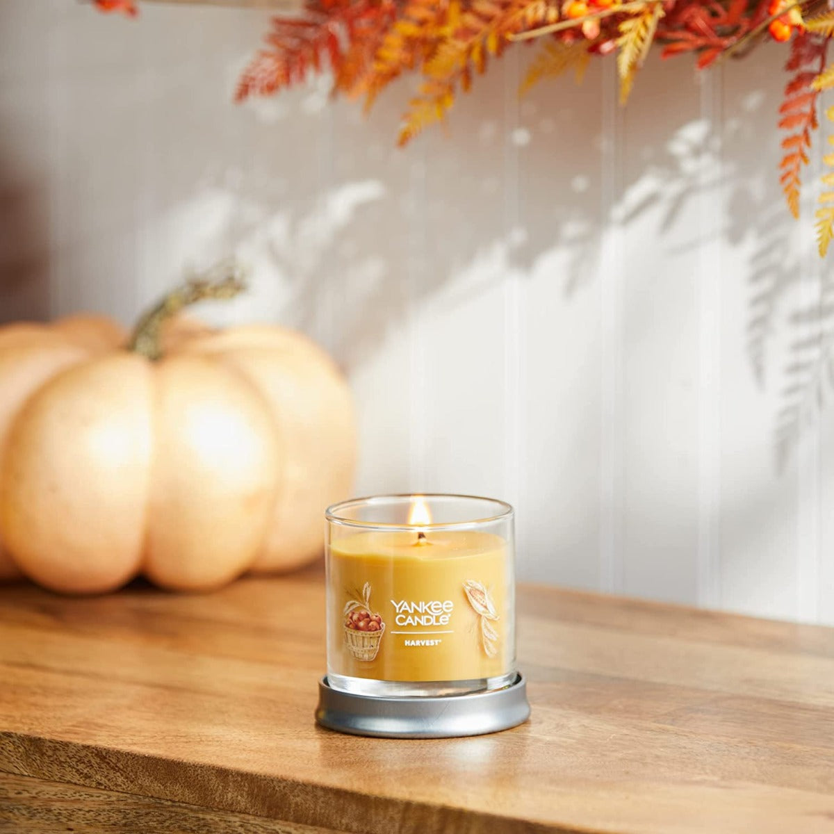 Yankee Candle Signature Small Tumbler Candle, 1- Wick (4.3oz) - Harvest