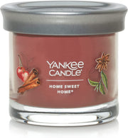 Yankee Candle Signature Small Tumbler Candle, 1- Wick (4.3oz) - Home Sweet Home