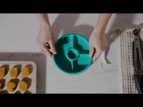 OXO Tot Divided Silicone Plate (3 Colors)