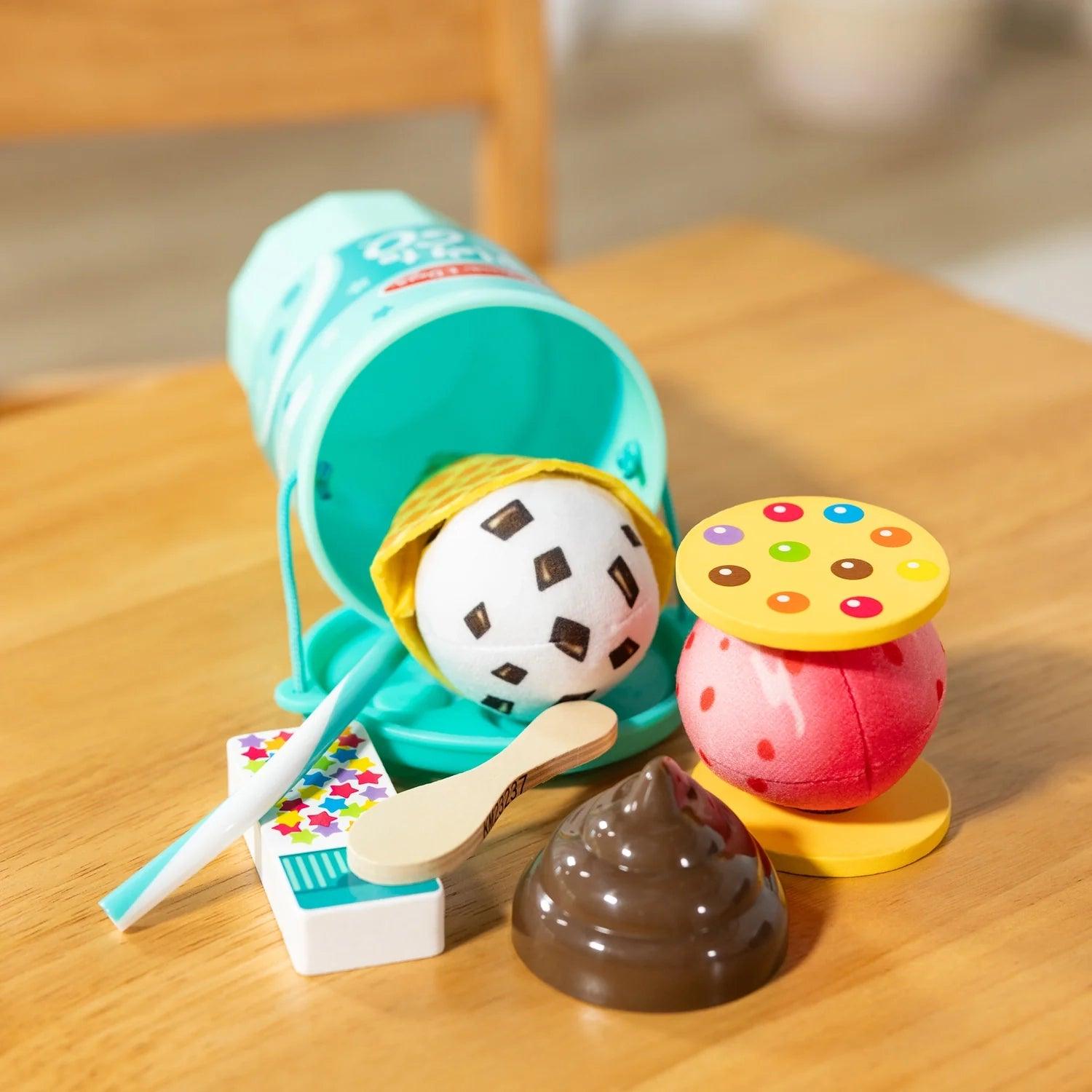 Melissa & Doug Play to Go Play Food (2 Types) - Pupsik Singapore