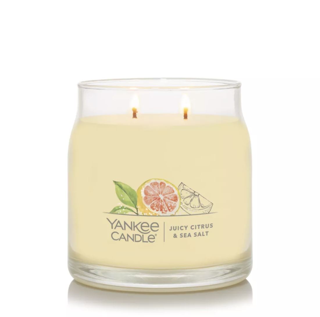 Yankee Candle Signature Medium Jar Candle, 2-wicks (13oz) - Juicy Citrus & Sea Salt