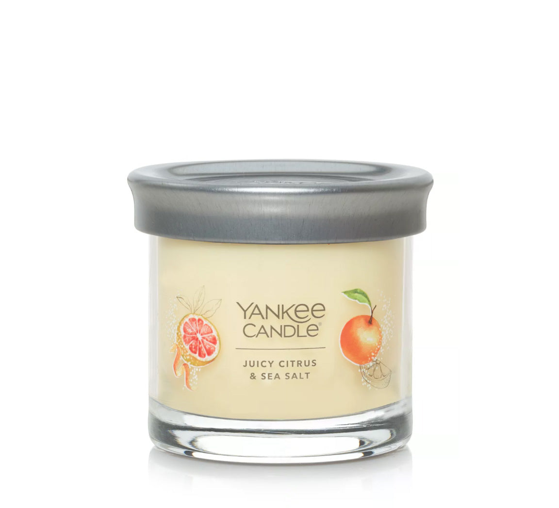 Yankee Candle Signature Small Tumbler Candle, 1- Wick (4.3oz) - Juicy Citrus & Sea Salt