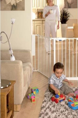 Lindam Wall Fixing Kit, White