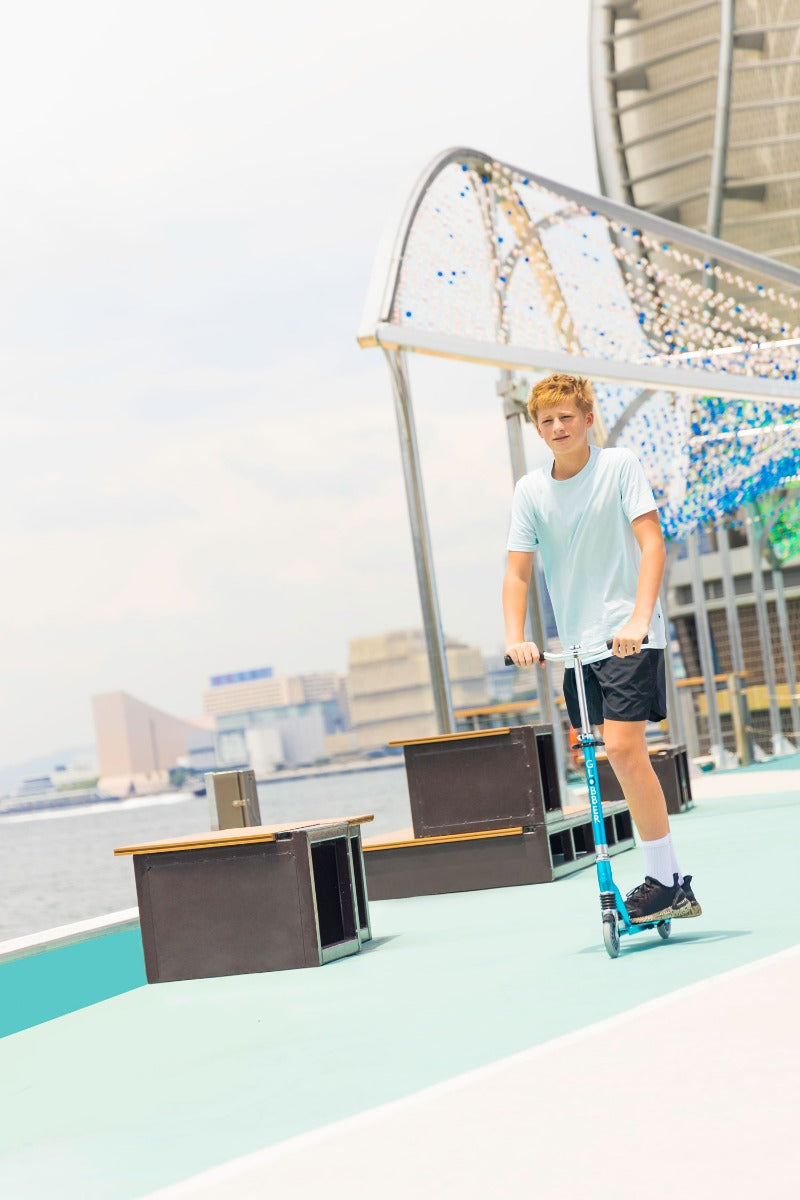 Globber Flow Element Comfort Foldable Scooter (2 Colors)
