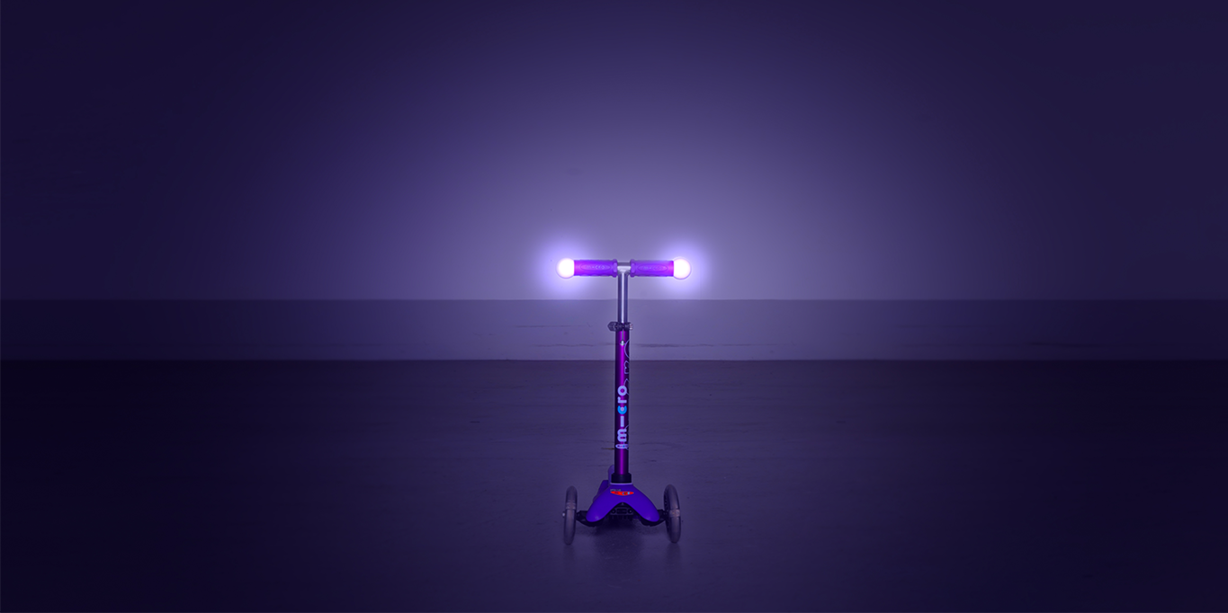 Micro Mini Deluxe Magic Scooter (LED on Wheels + Handles) (4 Colors) - Pupsik Singapore
