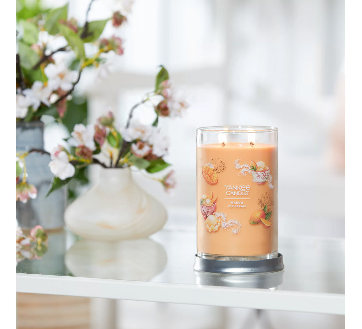 Yankee Candle Signature Large Tumbler Candle, 2-wicks (20oz) - Mango Ice Cream