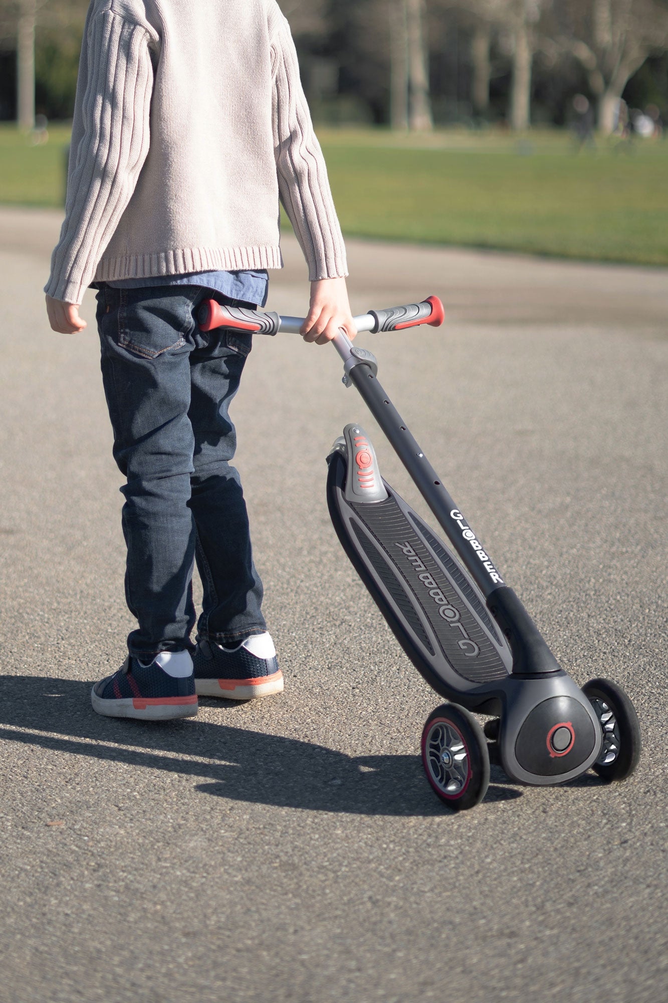 Globber Master Lights Foldable Scooter V2 (LED Wheels) (7 Colors)