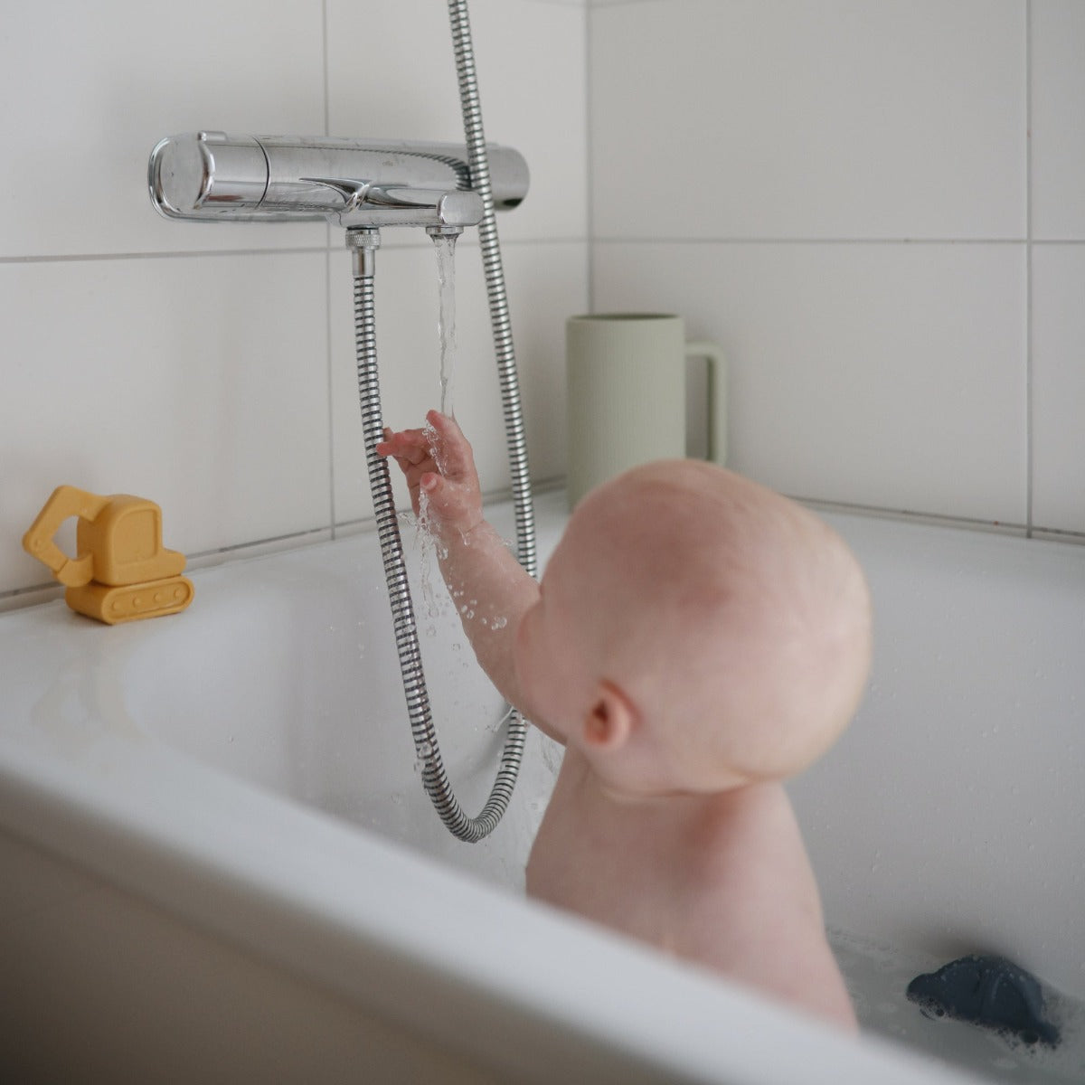 Mushie Baby Bathe Rinse Cup (3 Colors)
