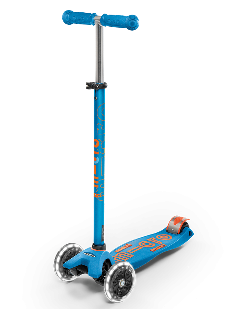 Micro Maxi Deluxe Scooter (LED Wheels) (2 Colours)