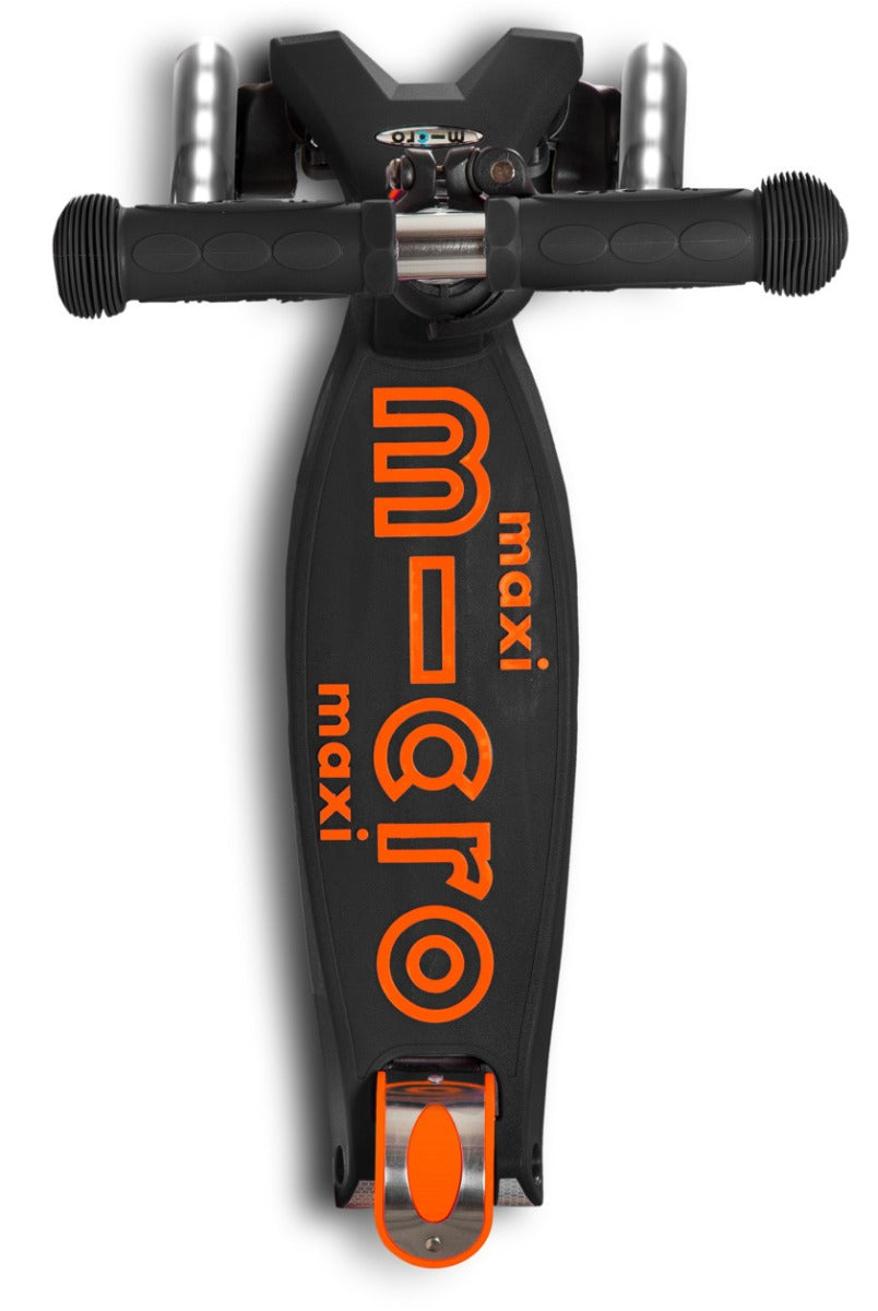 Micro Maxi Deluxe Scooter (LED Wheels) (2 Colours)