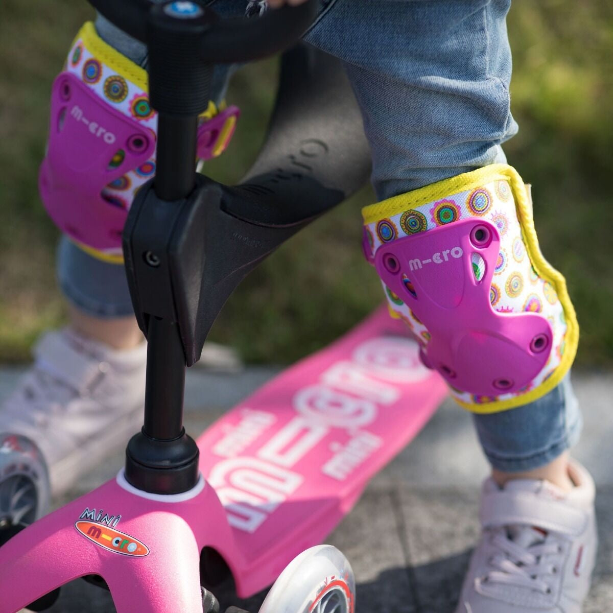 Micro Scooter Knee & Elbow Guards - S (5 Designs) - Pupsik Singapore