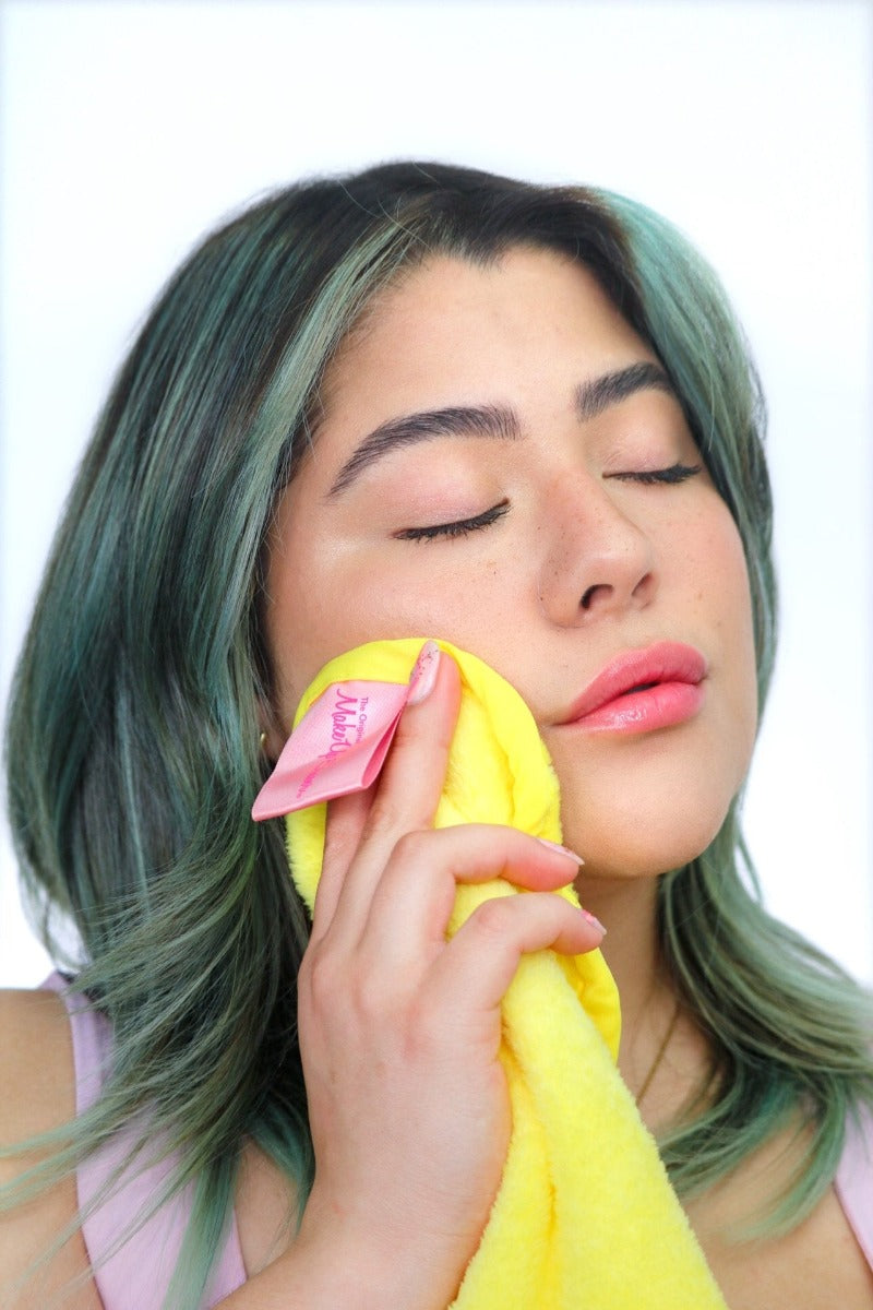Makeup Eraser Original Removal Wipes, Solids (11 Colours) - Pupsik Singapore