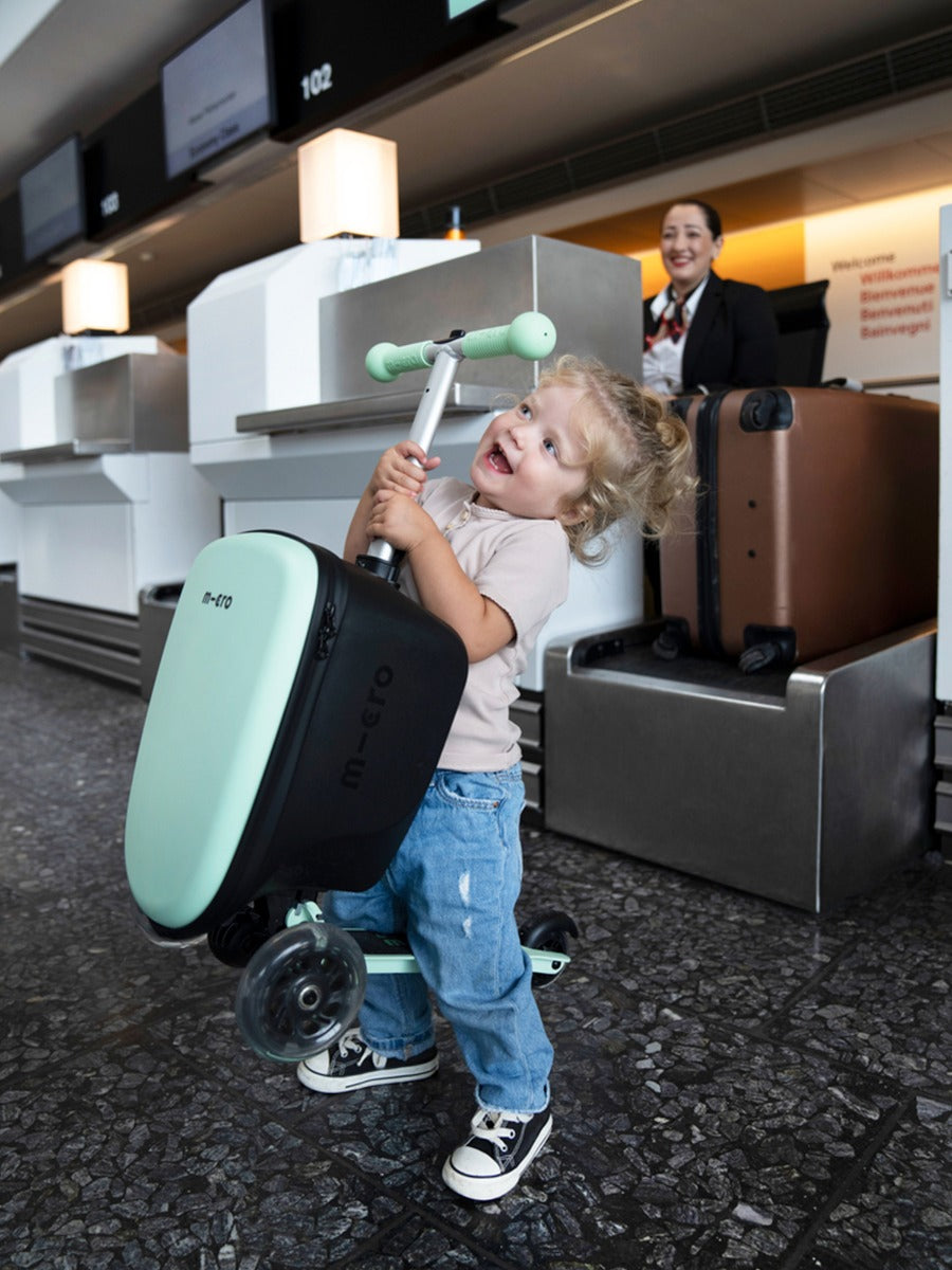 Micro Luggage Junior (w/ Flip Down Scooter) - Mint
