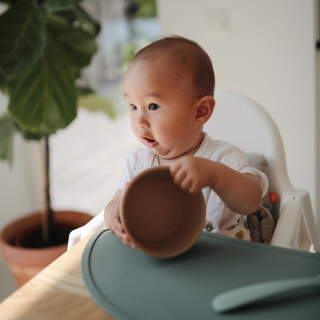 Mushie Silicone Suction Bowl (12 Colours) - Pupsik Singapore