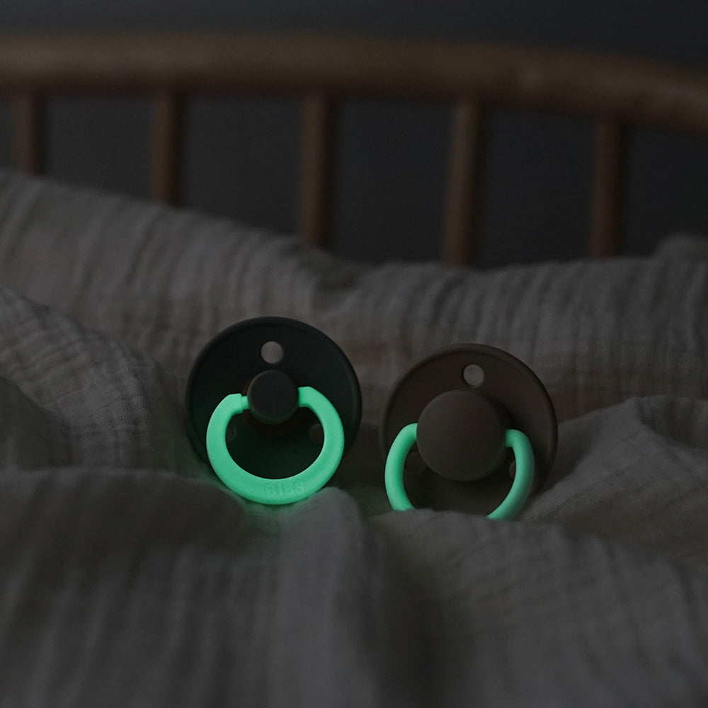 Bibs Glow in The Dark Round Pacifier (2pk) - Vanilla/Dark Oak (2 Sizes) - Made in Denmark/EU