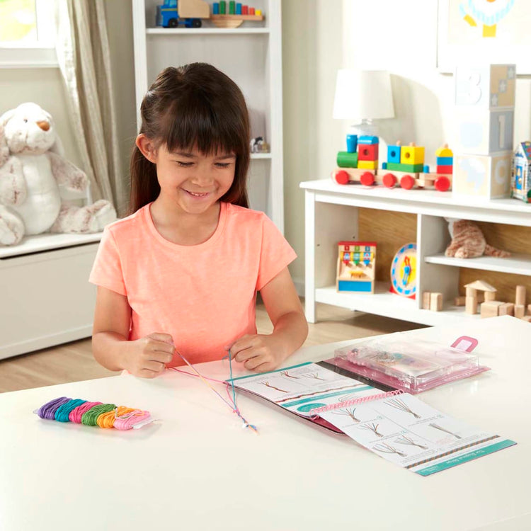 Melissa & Doug On the Go Crafts - Friendship Bracelets - Pupsik Singapore