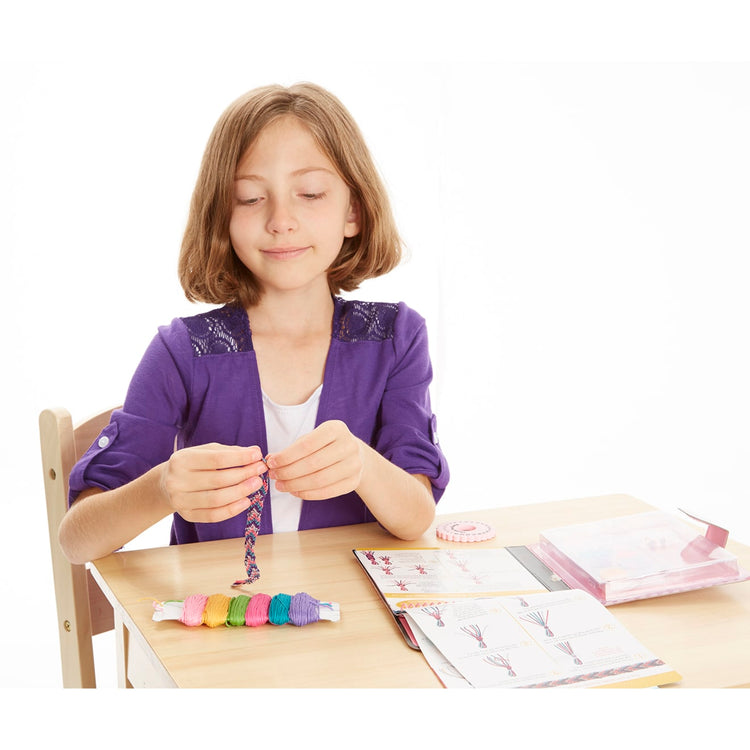 Melissa & Doug On the Go Crafts - Friendship Bracelets