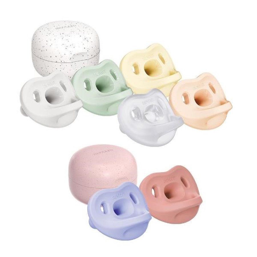 Moyuum All-Silicone Macaron Pacifier with Case, 6M+ (4 Colors)