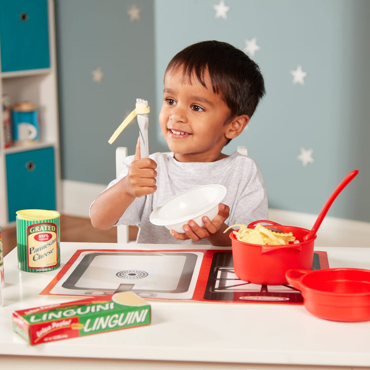 Melissa & Doug Prepare & Serve Pasta Set