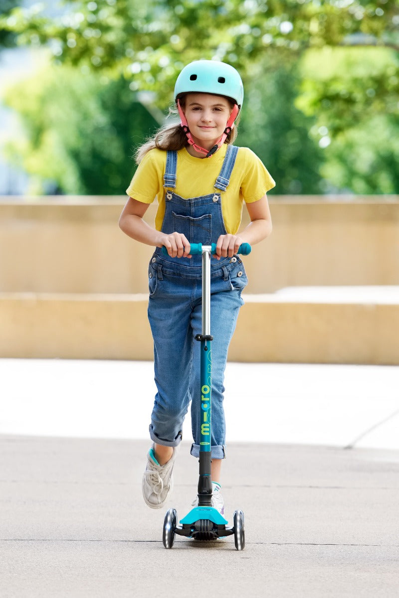 Micro Maxi Deluxe Foldable Scooter (LED Wheels) (5 Colours)