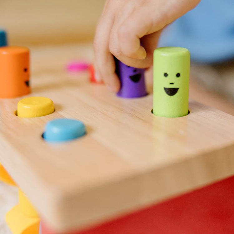 Melissa & Doug Deluxe Pounding Bench