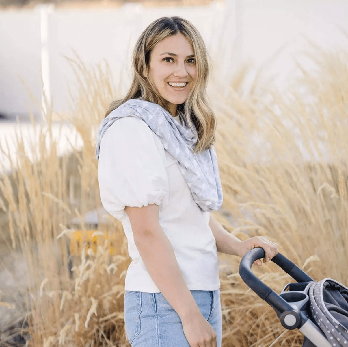 Bebe Au Lait 5 in 1 Nursing Cover w/ Reusable Nursing Pads - Shibori