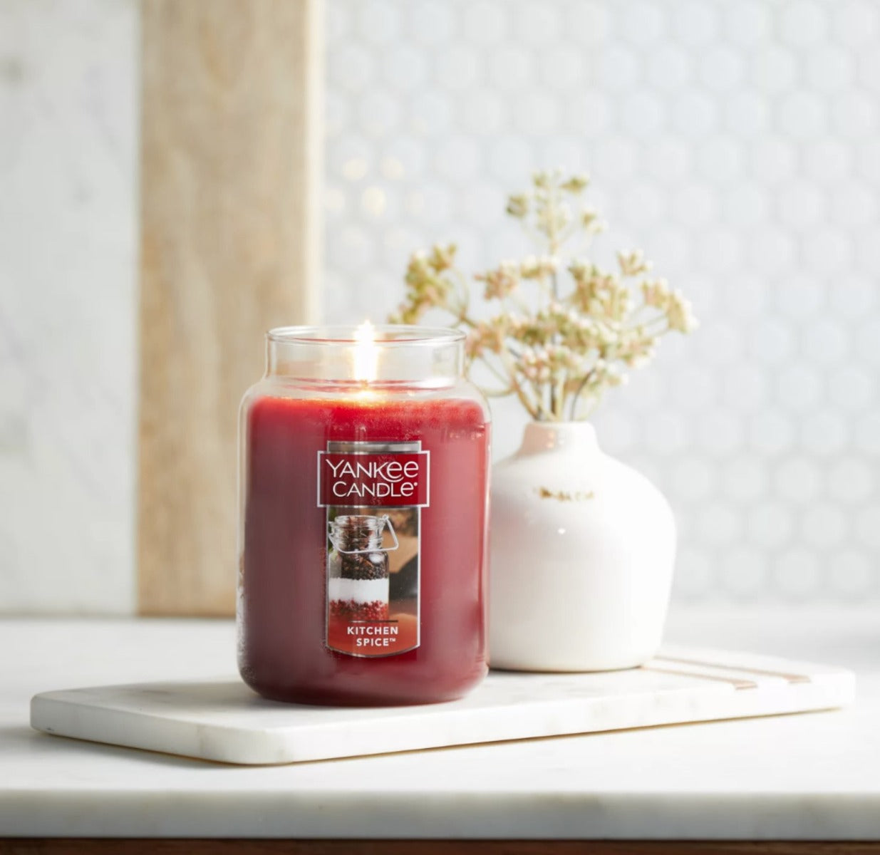 Yankee Candle Large Jar Candle (22oz) - Kitchen Spice