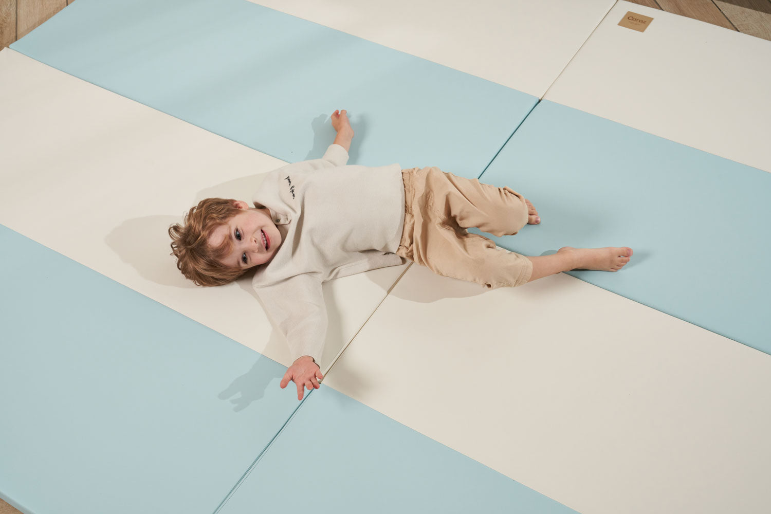Caraz Secret Wide Folding Playmat, 140 x 200cm (7 Colors) - Pupsik Singapore